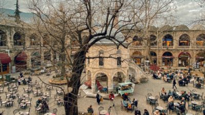 Yüzlerce kilometre uzaklıkta, farklı iklimlerde, farklı coğrafyalarda yer alsalar da